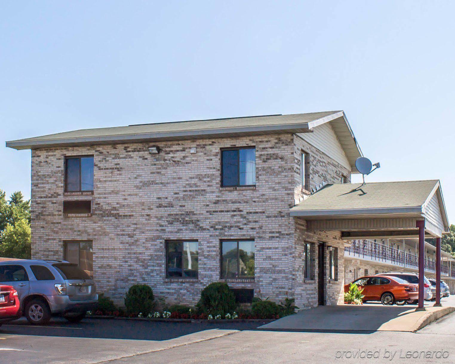Econo Lodge Elkhart Exteriér fotografie